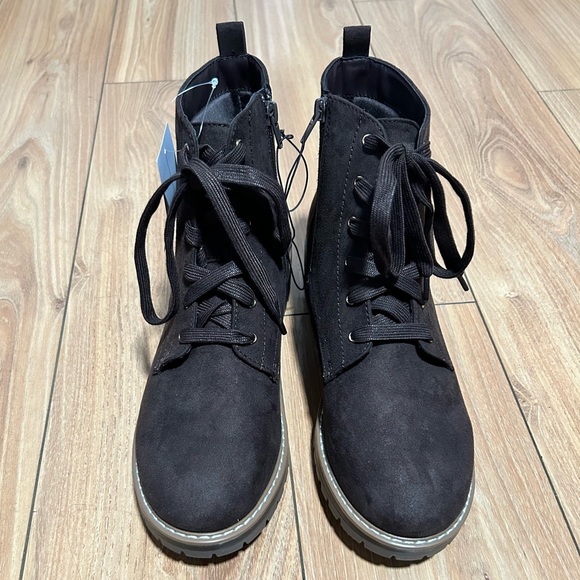 Kensie Ladies Kasha Sz 10M Brown Suede Boots Side Zipper Lace Up New - Picture 2 of 8